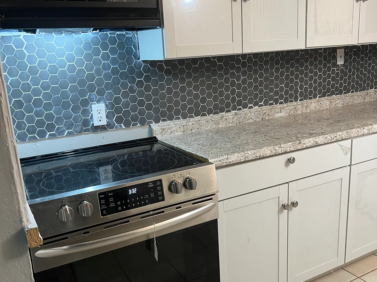 3 bed, 1092 sqft, $2,200 — Photo 4