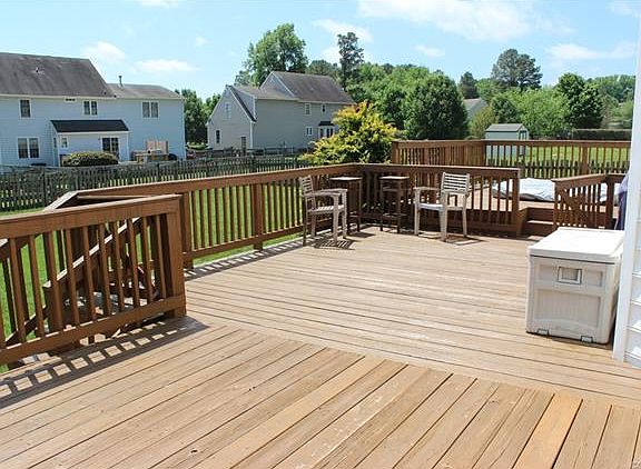4th image of 1613 Birchview Ct