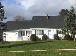 213 Pleasant Ave, Johnstown, NY 12095