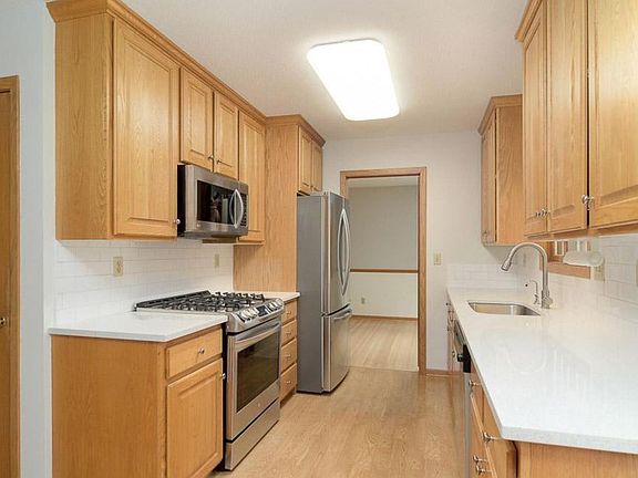 5th image of 1815 Fountain Ln N #D