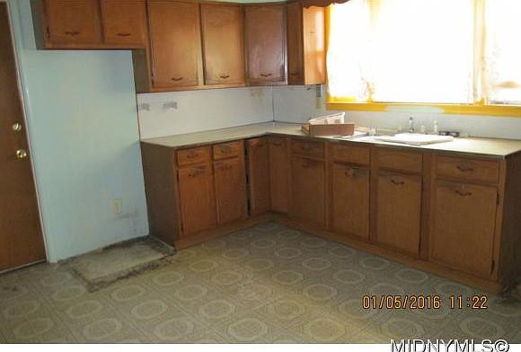 2nd image of 1629 Conkling Ave