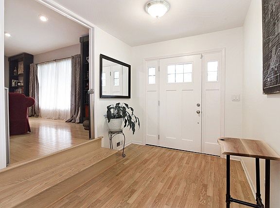 2nd image of 1555 N King George Ct
