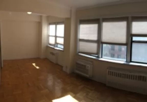3rd image of 311 E 50th St #2F