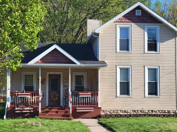 203 E 7th St, Red Wing, MN 55066