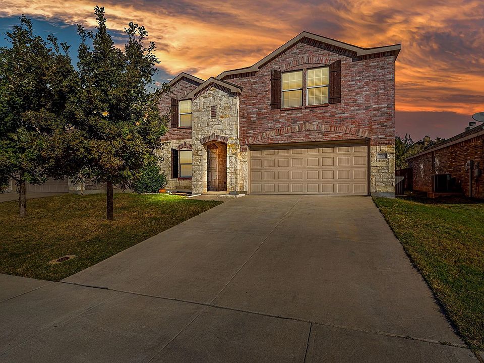 1st image of 3005 Pinyon Pl