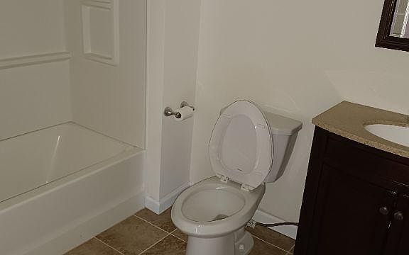 4th image of 121 W Main St #2