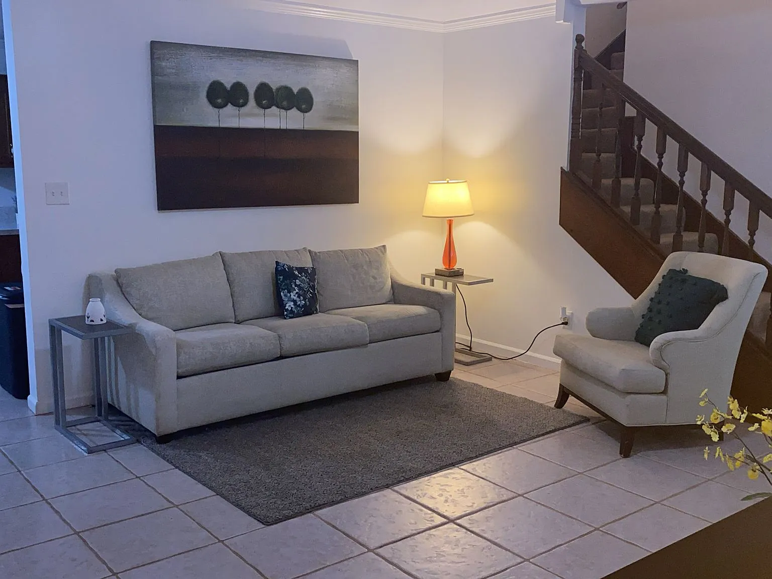 4 bed, 1800 sqft, $6,999 — Photo 2