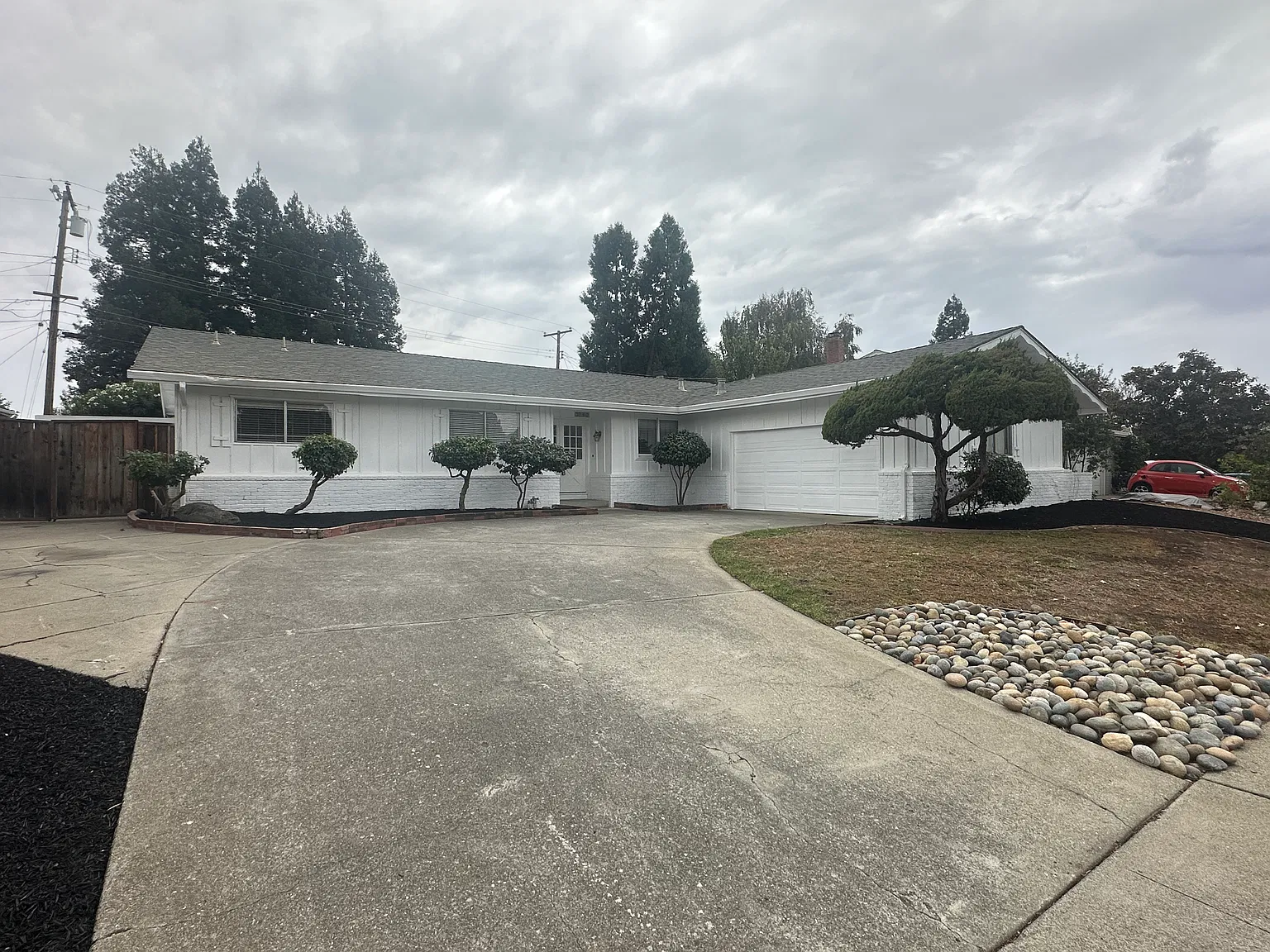 3 bed, 1998 sqft, $3,600 — Photo 2