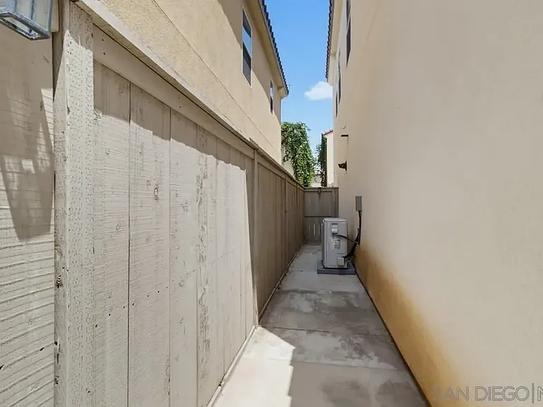 1041 Sea Glass Way — Photo 44
