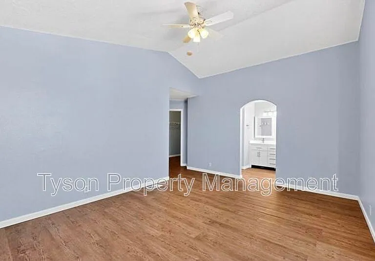 5801 Day Dreamer Rd NW — Photo 16
