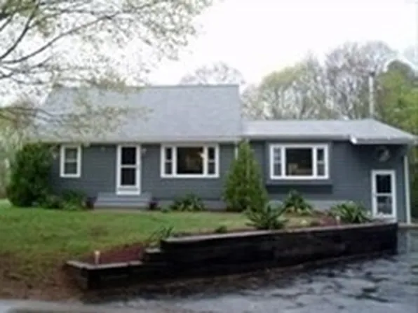 52 Prospect Ave, Attleboro, MA 02703
