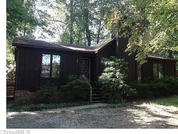 1st image of 2503 Harley Dr