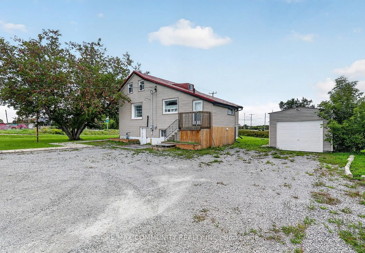 4 bed, $2,700 — Photo 2