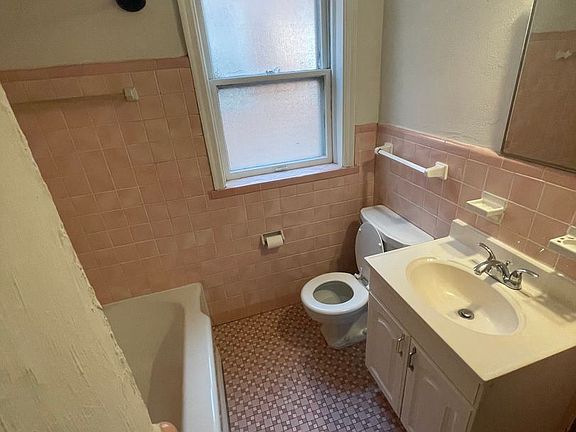 5th image of 6337 Sutherland Ave #1F