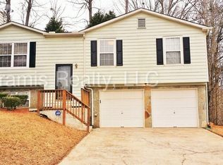 2265 Ramblewood Cir, Decatur, GA 30035