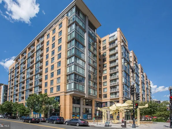 475 Washington Ave SW #K-908, Washington, DC 20003
