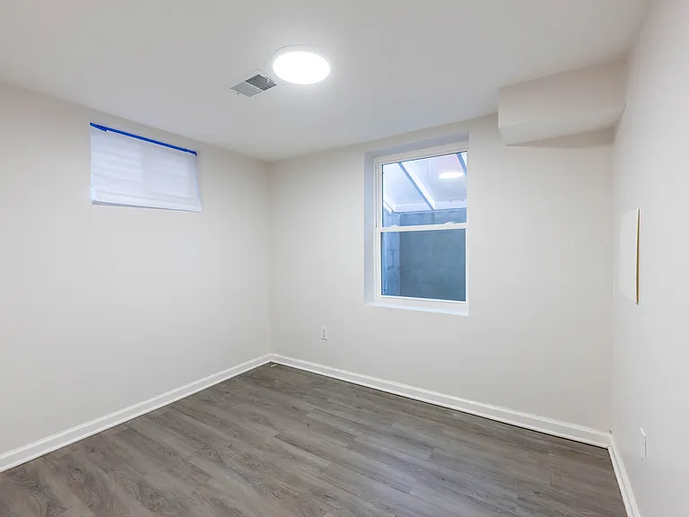 4502 Eads Pl NE — Photo 8