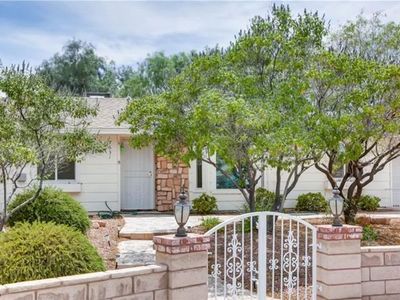 7631 Bermuda Rd, Las Vegas, NV, 89123