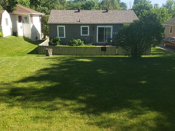 Quiet, peaceful back yard