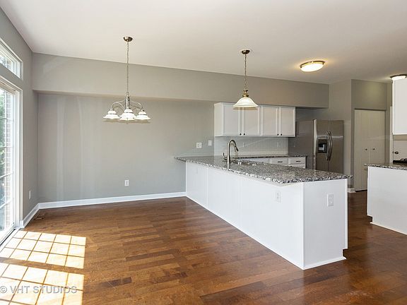 5th image of 16442 Willow Walk Dr