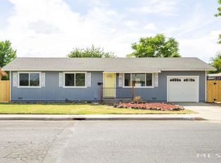 921 Sunset Dr, Fallon, NV 89406