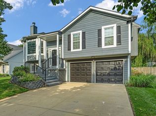1073 N Logan St, Olathe, KS 66061
