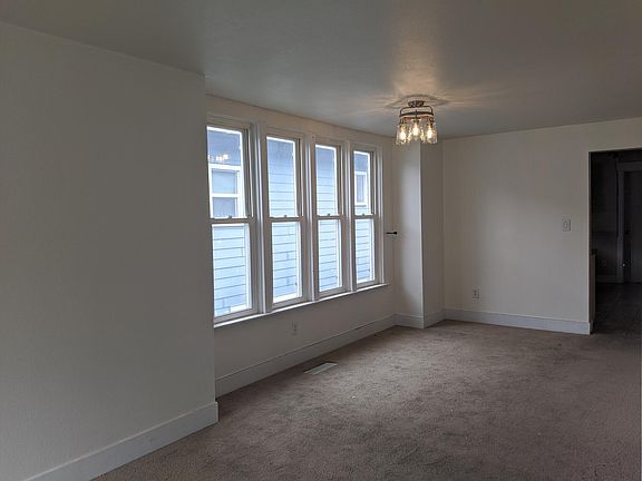 2nd image of 3615 Lombard Ave