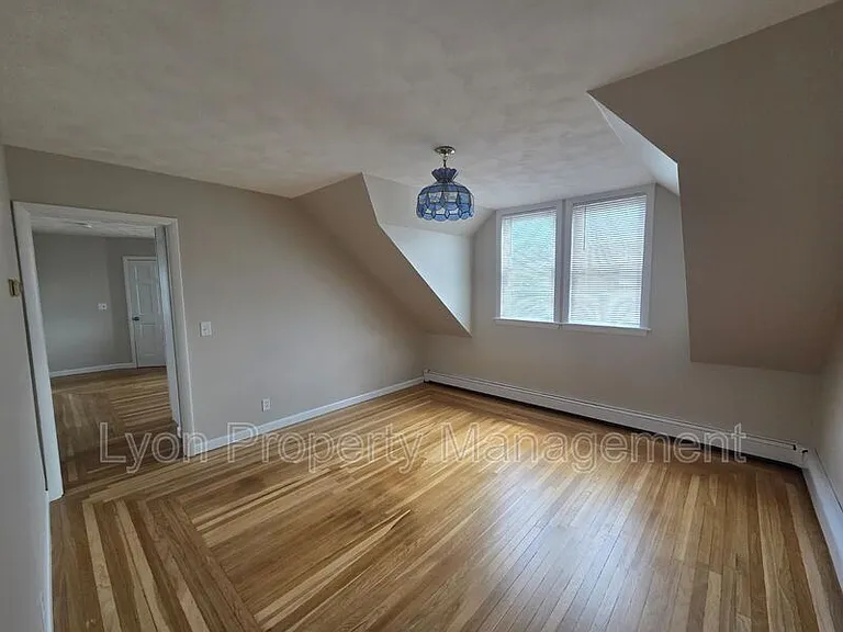 18 Burgess Ave #3 — Photo 2