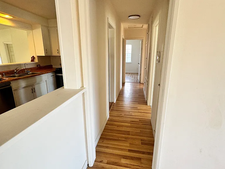 8834 Stansbury Ave — Photo 11