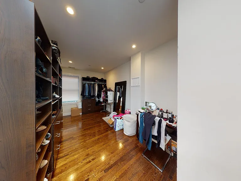 11 Newcomb St #17 — Photo 7