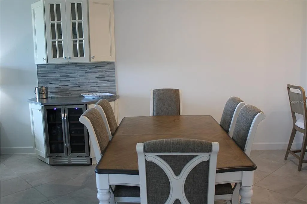 2 bed, 2.0 bath, 1414 sqft, $3,495 — Photo 4