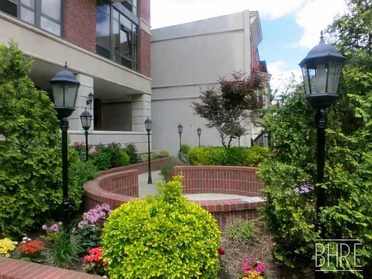 Rented by Brooklyn Heights Real Estate Inc | media 39