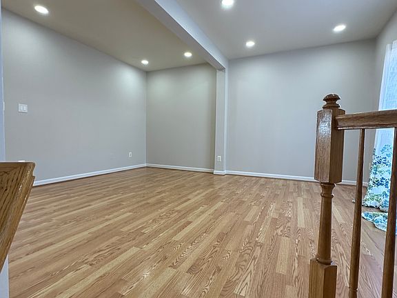 3rd image of 43235 Brookford Sq