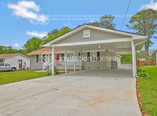 692 Barnes Dr SW, Mableton, GA 30126
