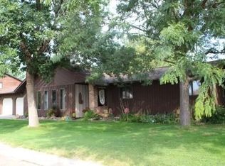 51 Neuhardt Dr, Miles City, MT 59301