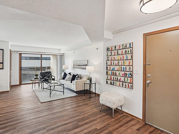 3rd image of 121 Washington Ave S APT 402
