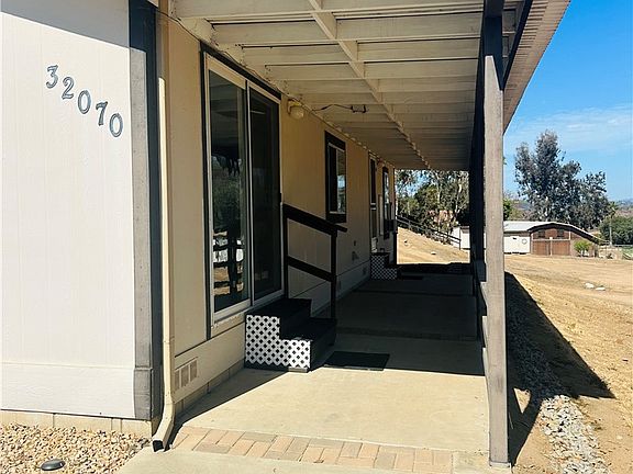 4th image of 32070 Anna Marie Ln