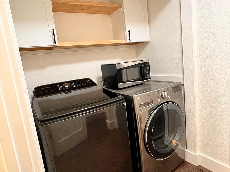 3015 Summit Ct — Photo 10