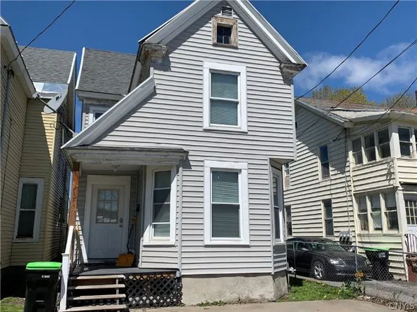 317 Pleasant Ave, Herkimer, NY 13350