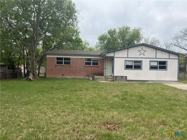 2101 Urbantke Ln, Copperas Cove, TX 76522