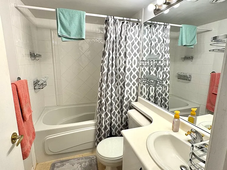 939 Homer St #26 — Photo 11