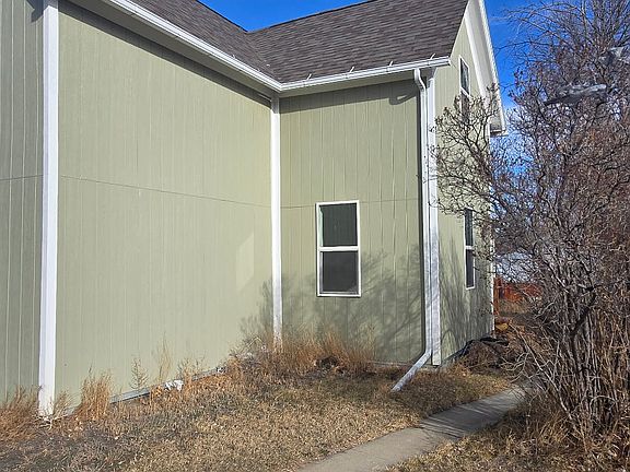 2nd image of 711 8th Ave S