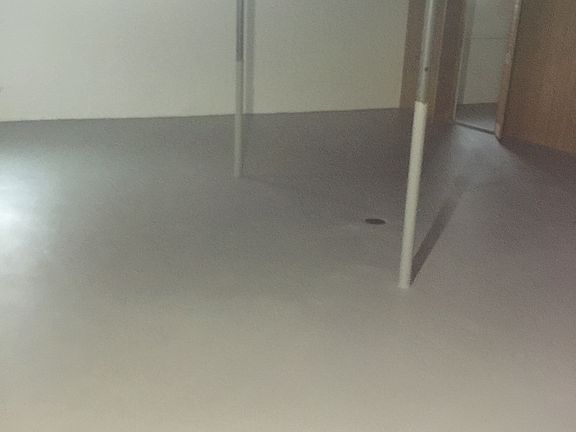 5th image of 2757 Coblentz Dr