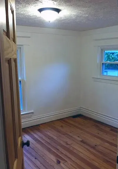 136 S Magnolia Ave — Photo 4