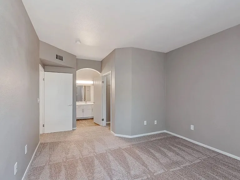 3150 S Nellis Blvd — Photo 32