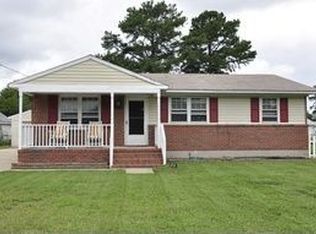 1704 Elmhurst Ln, Portsmouth, VA 23701