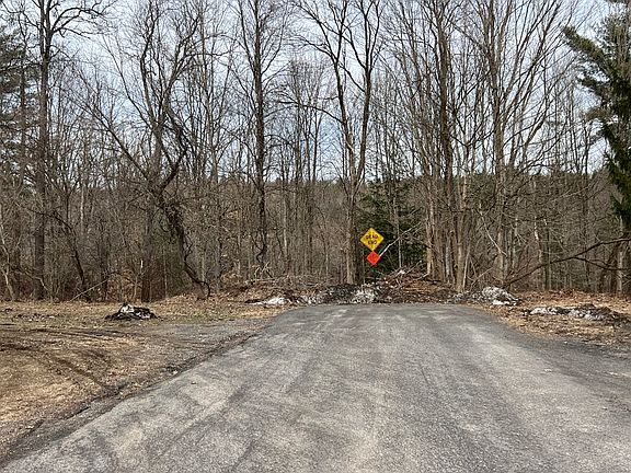 5th image of 7160 Hurlbut Ln