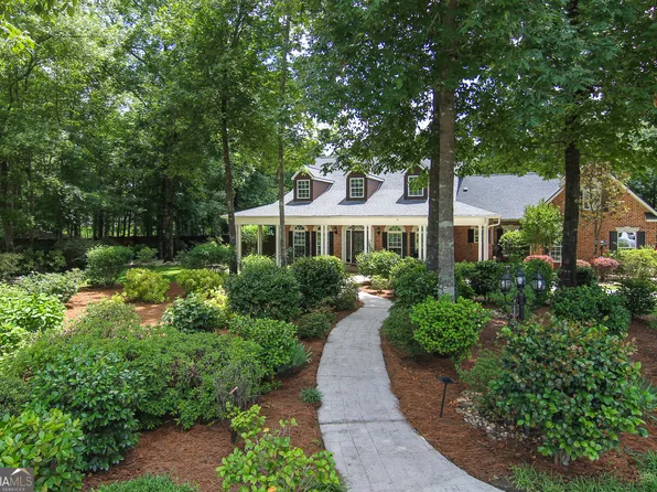 410 Windstone Pl, Bonaire, GA 31005