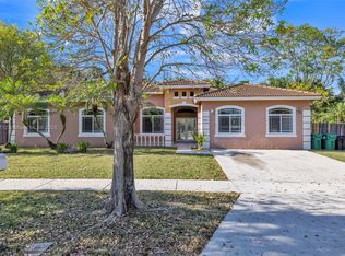 13341 SW 204th St, Miami, FL 33177