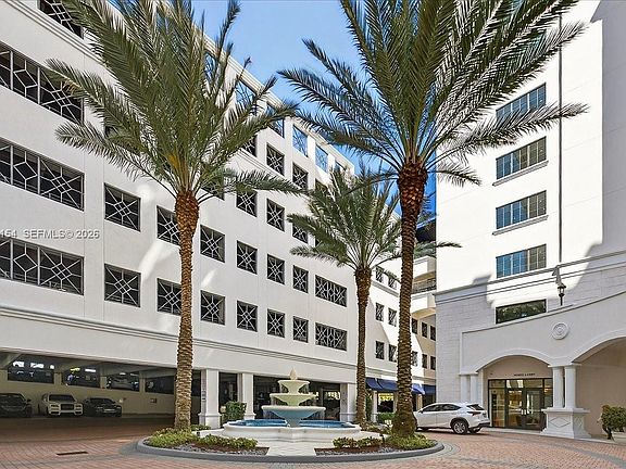 2nd image of 233 S Federal Hwy APT 202